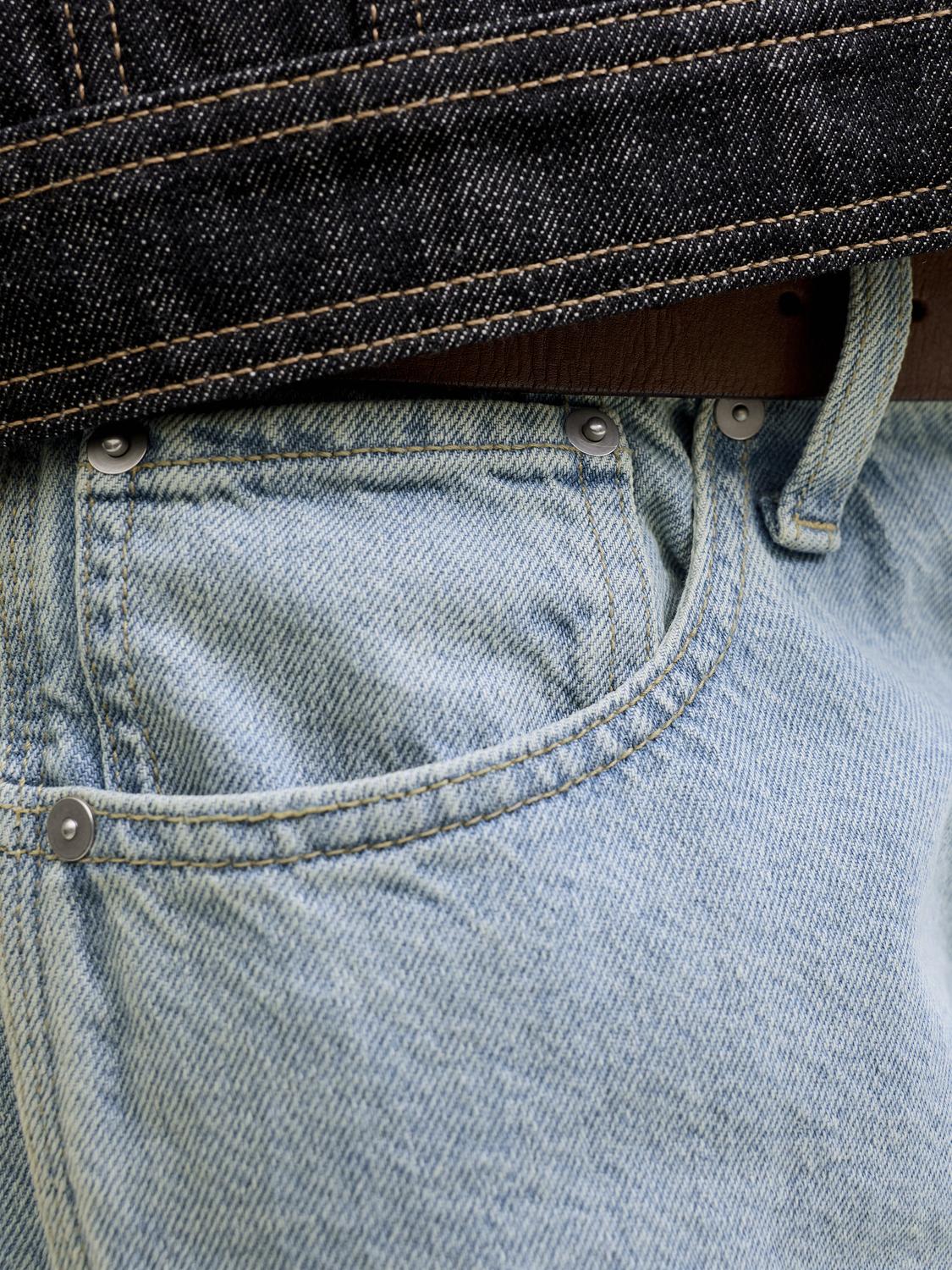 model_shot-detail